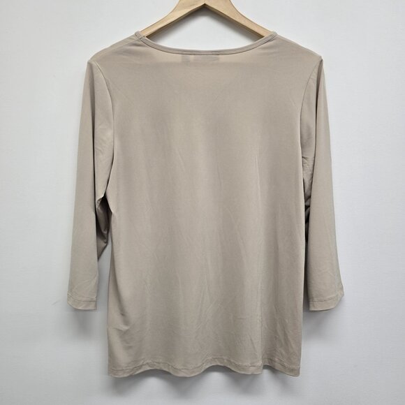 Susan Graver Liquid Knit 3/4 Sleeve V-Neck Blouse Top Size M Stretch Tan Beige - Picture 2 of 6